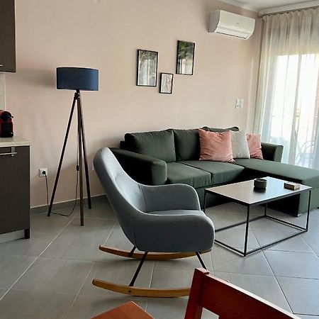 Snappyb - Colours Apartment Alexandroupoli Bagian luar foto